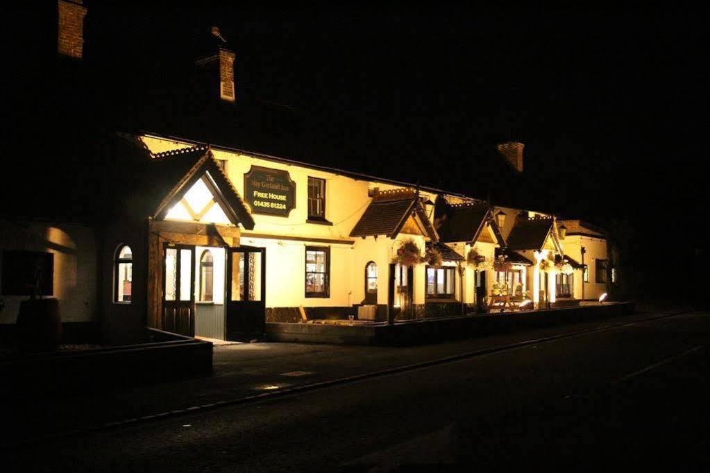 The May Garland Inn 헬링글리 외부 사진